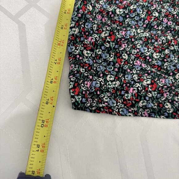 LOFT Size L Fluid Pull On Shorts Floral Print High Rise Pockets NWT - Picture 10 of 12
